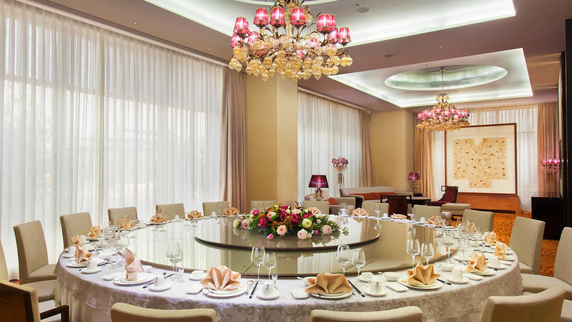 Holiday Inn Nanyang By Ihg 4*, נניאנג